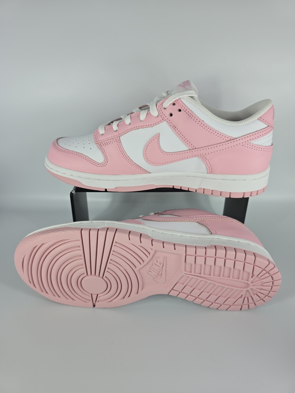 💎SOLD💎 Nike Dunk Low GS – White / Medium Soft Pink – 7Y / 8.5 Women’s - Picture 6 of 9